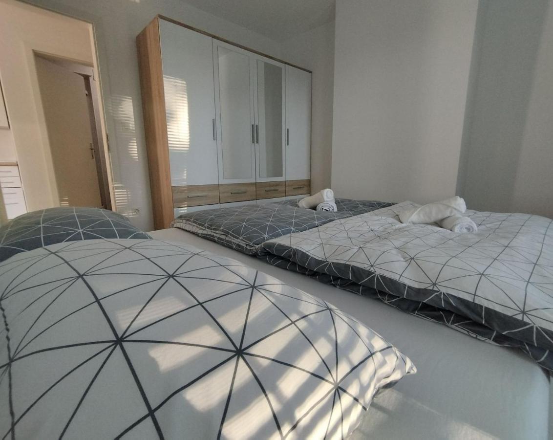 Apartment Sanya #3 Λιουμπλιάνα Εξωτερικό φωτογραφία